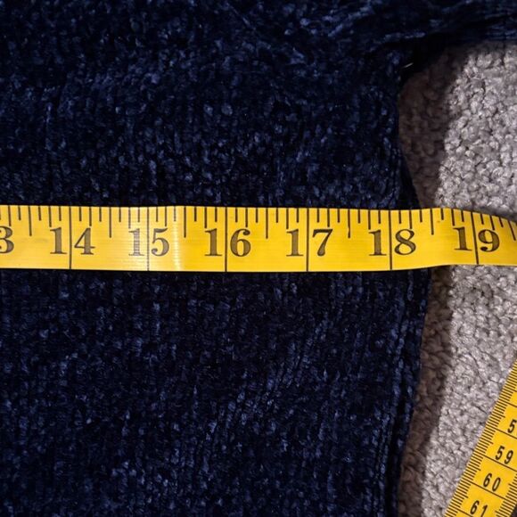 Loft Chenille Navy Sweater. Size Medium - Picture 5 of 6